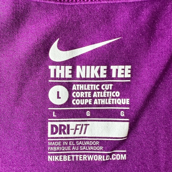 Nike T-shirt - Picture 5 of 5